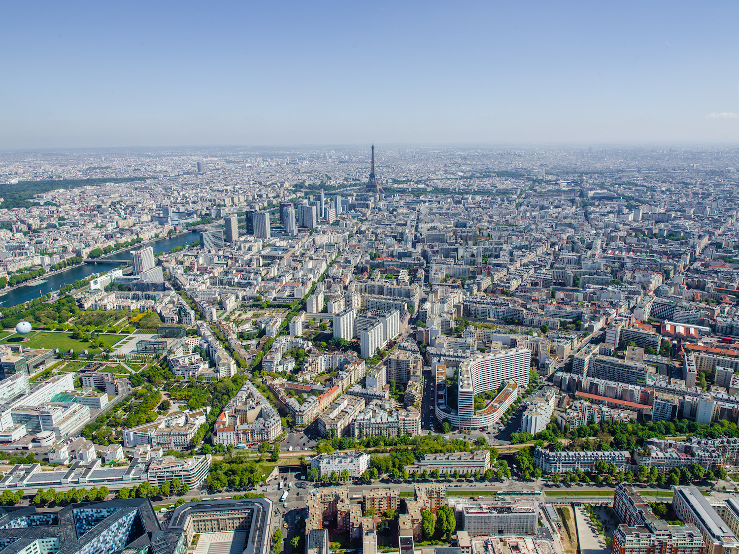 15-minute city infrastructure in Paris, France.