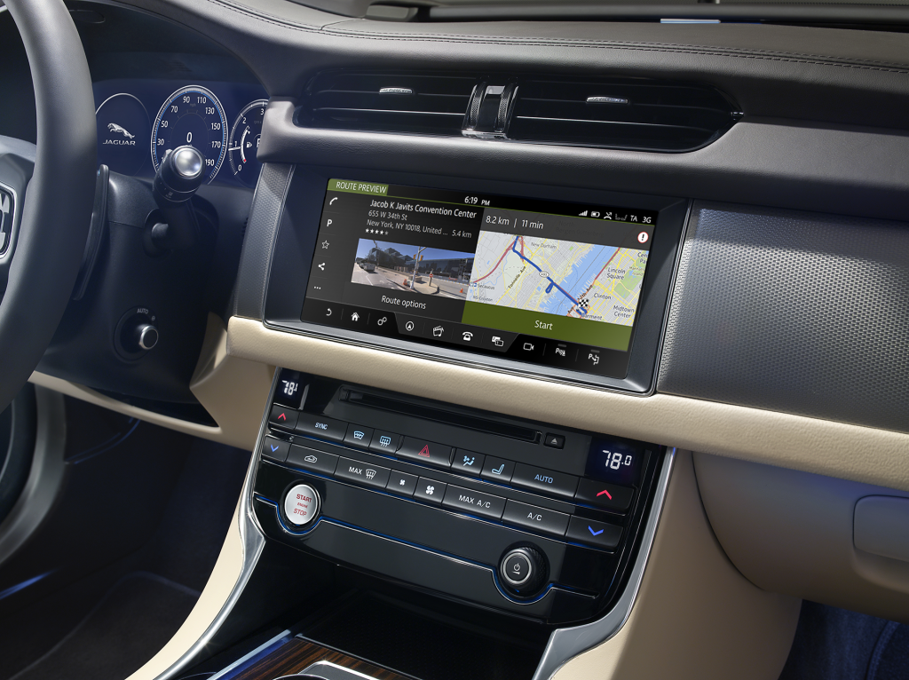 Jaguar Land Rover shows drivers the way with HERE Auto 
