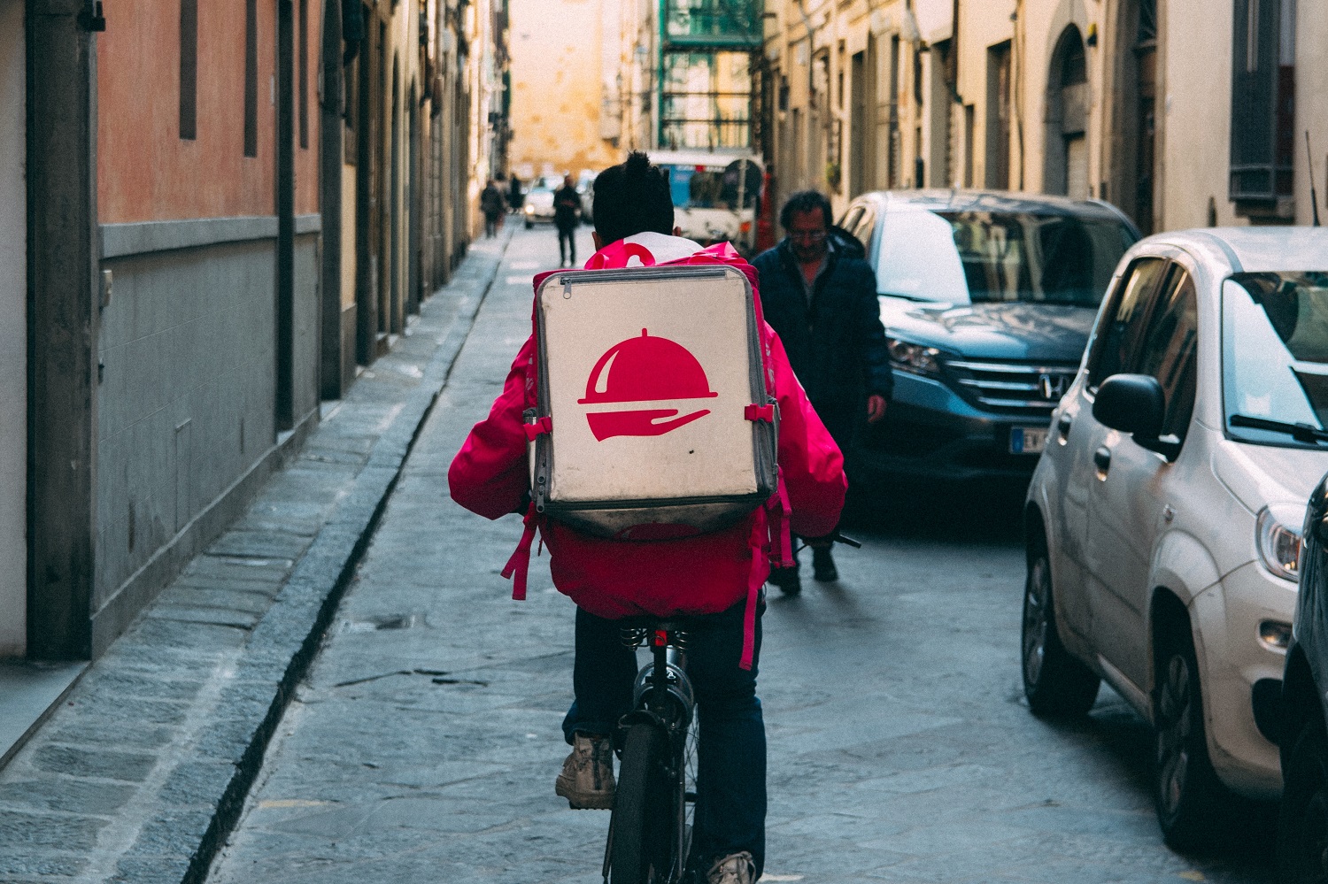 Urban mobility and food delivery options