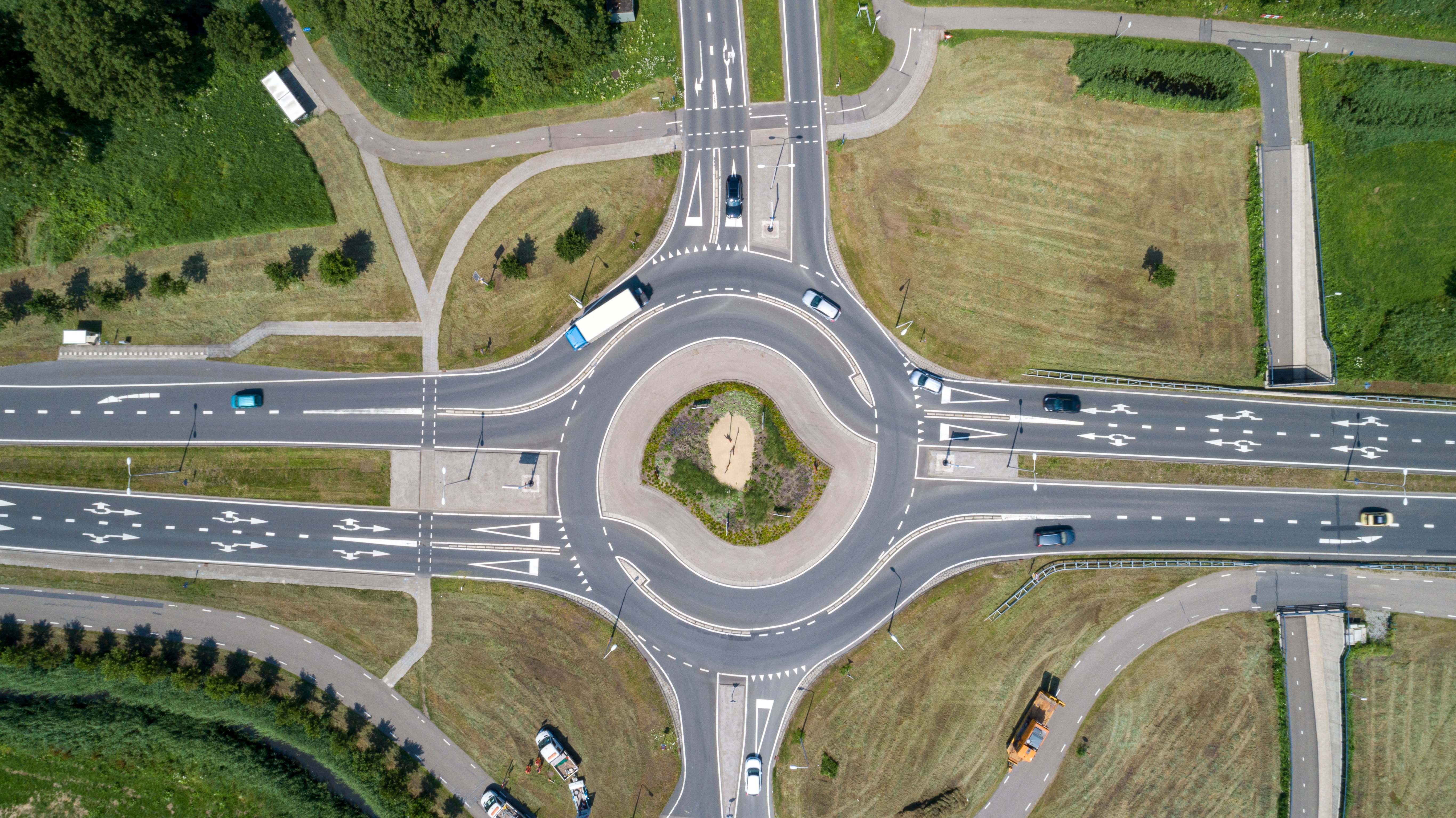 Roundabouts to reduce traffic congestion