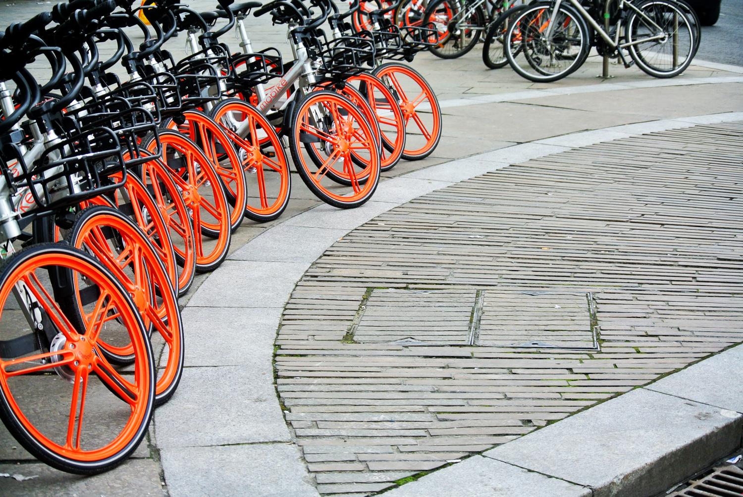 Can you ride e bikes on sidewalks