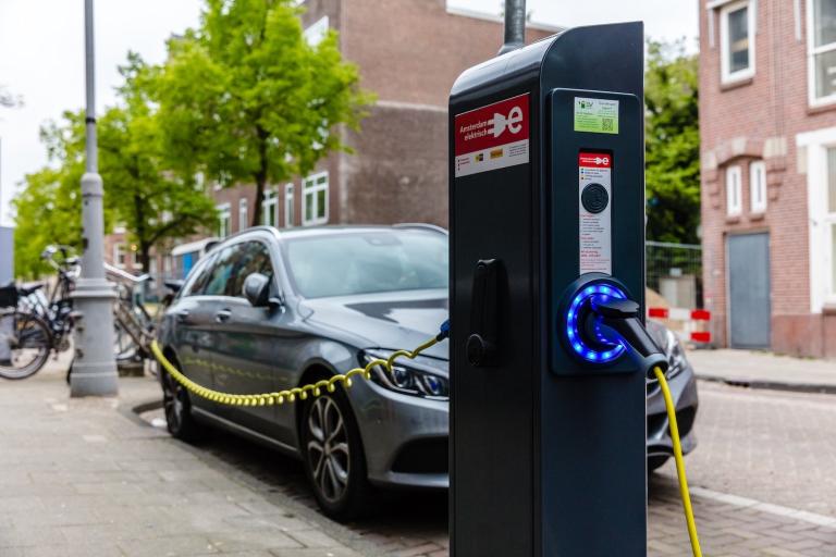 What's the fastest an EV can be charged?