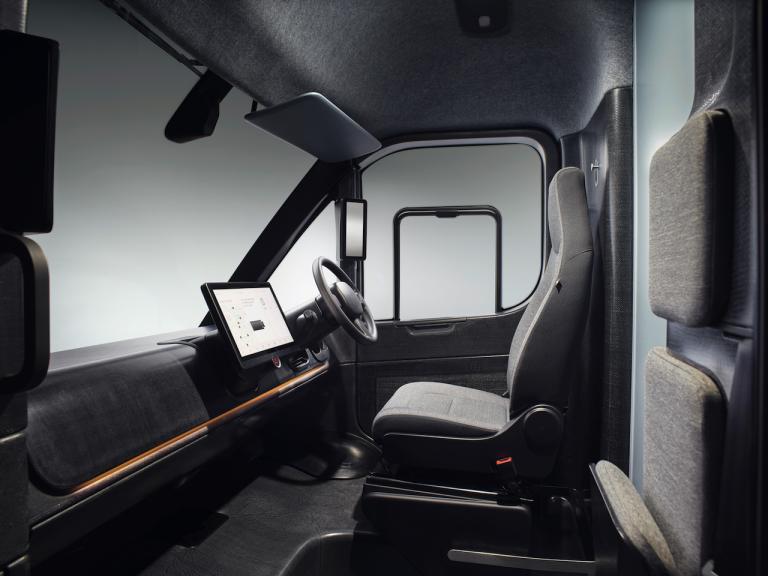 How we use the HERE SDK to Power Arrival’s in-vehicle Human-to-Machine Interface Navigation