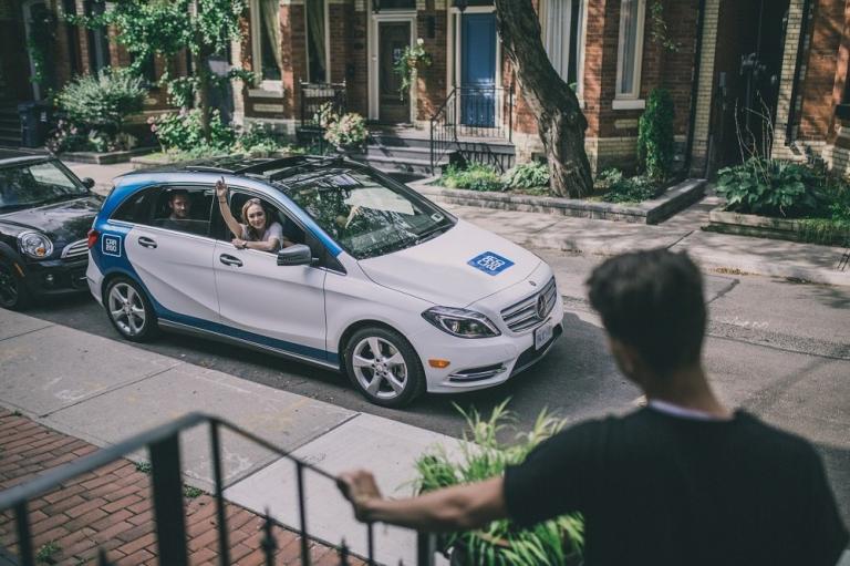 How to book a car with HERE WeGo