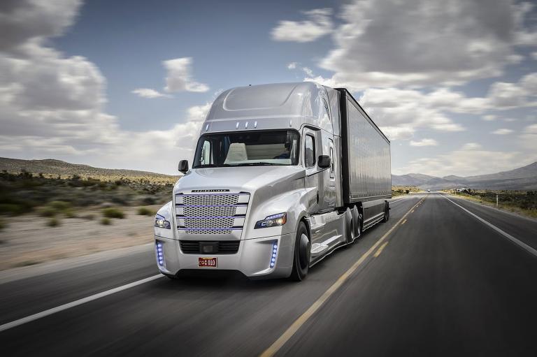 Location powered Platooning benefits every truck on the road