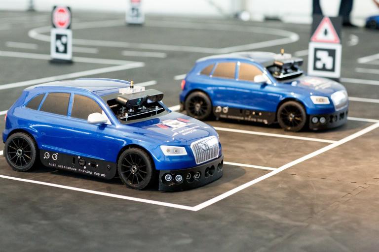 Audi and HERE show autonomous cars at scale